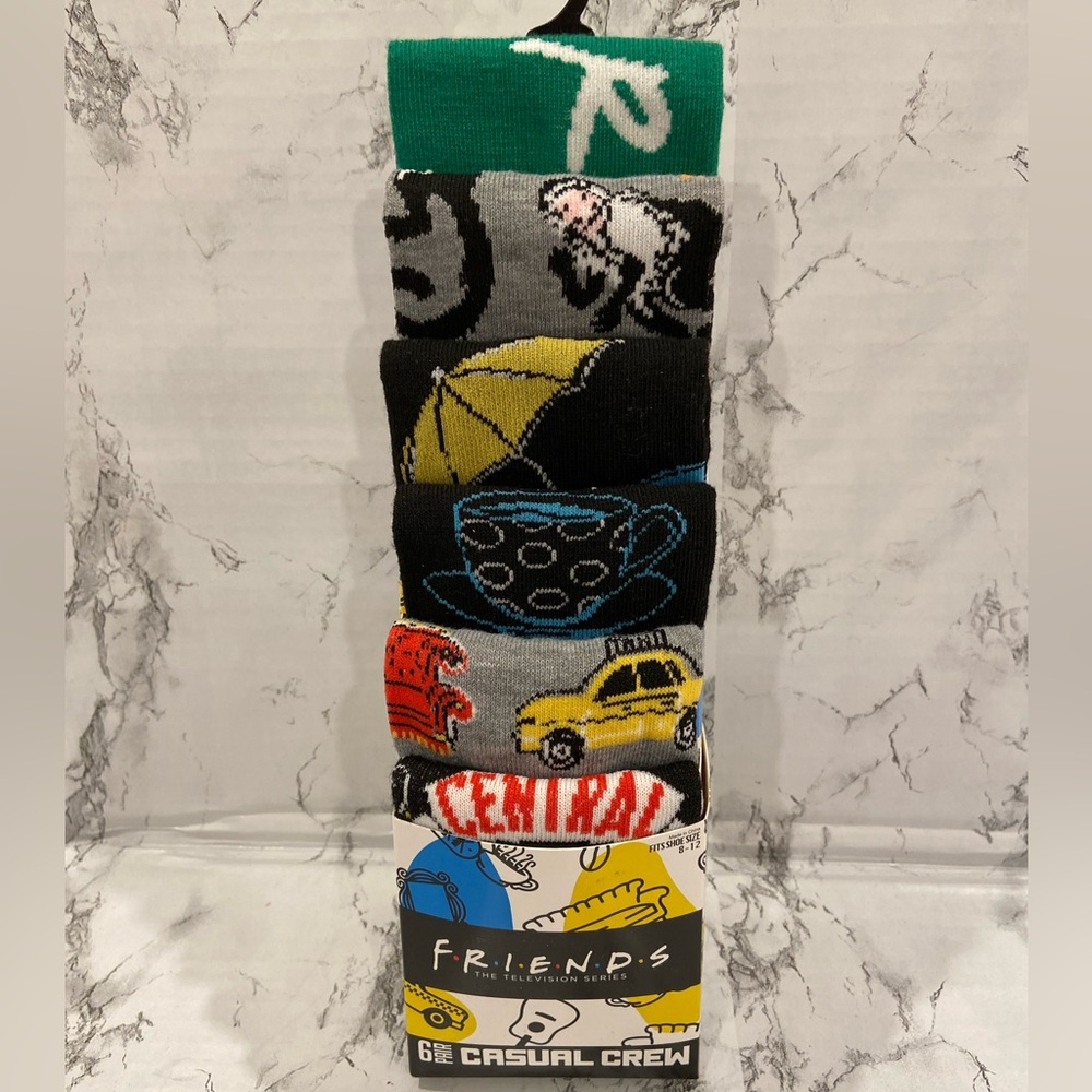 *NEW* - Friends TV Series 6 Pairs Casual Cree Men’s Socks fits 8-12